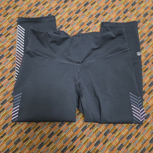 Champion Pants - Champion Leggings Womens Medium Black Athletic Workout Capri Pants